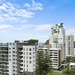 Immaculate Burleigh Apartment At Sandbar Burleigh Heads